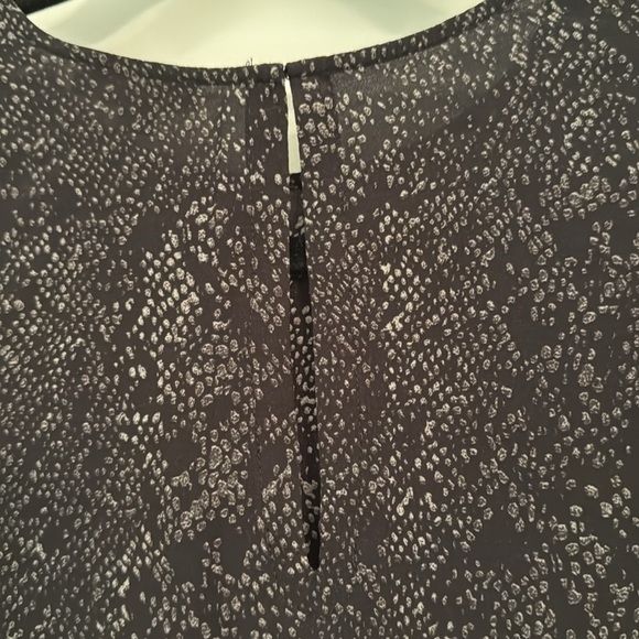 Rails Roslyn Slate Python Women’s Long Sleeve Blouse - Picture 8 of 15